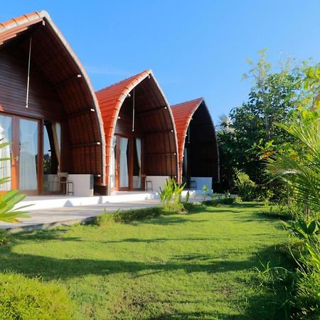 Keramas Surf Camp Hotel Exterior foto